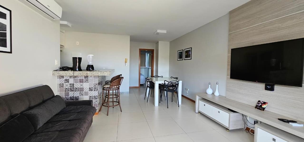 Solaris Flat *